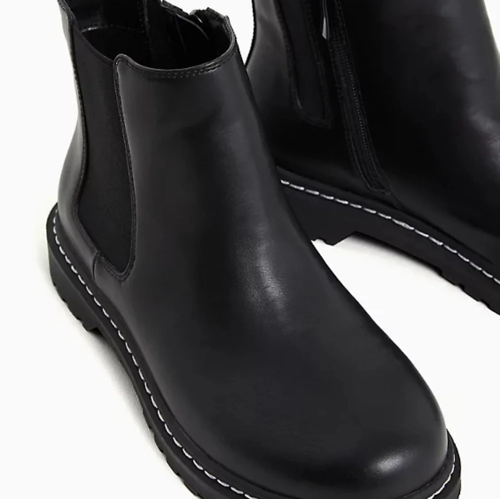 Torrid || 7.5 WW Black Faux Leather Chelsea Lug Sole Bootie - Picture 3 of 11
